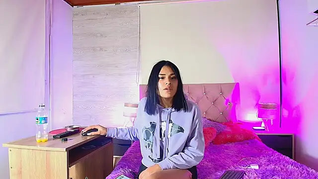 aliaandadara online show from September 26, 2025, 2:15 am