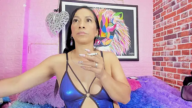 Snapshot of aliaandadara chatting on February 27, 2026, 4:23 am aliaandadara online show from February 27, 2026, 4:23 am