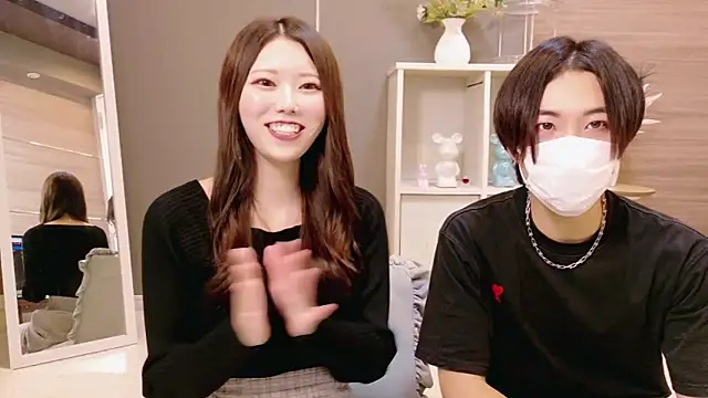 Snapshot of Reto-sama chatting on October 8, 2025, 1:09 pm Reto-sama online show from October 8, 2025, 1:09 pm