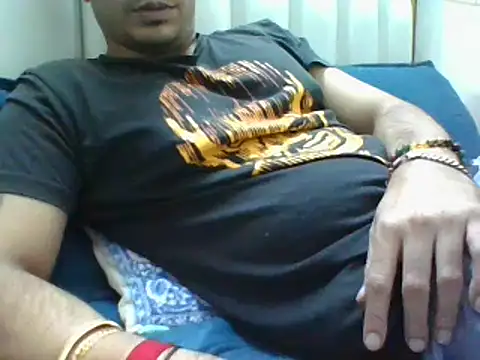 Snapshot of 7_INCH_MONSTER chatting on November 5, 2025, 10:15 am 7 INCH MONSTER online show from November 5, 2025, 10:15 am