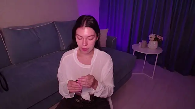 DianaMour online show from September 10, 2025, 3:06 am