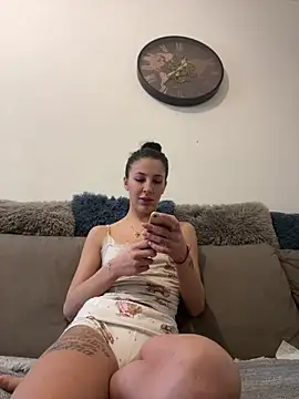 lola0428 online show from February 8, 2026, 10:40 am