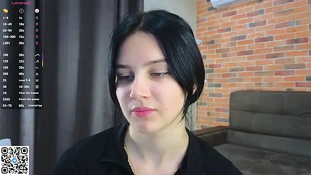 Snapshot of EnricaElis chatting on September 14, 2025, 8:30 pm EnricaElis online show from September 14, 2025, 8:30 pm