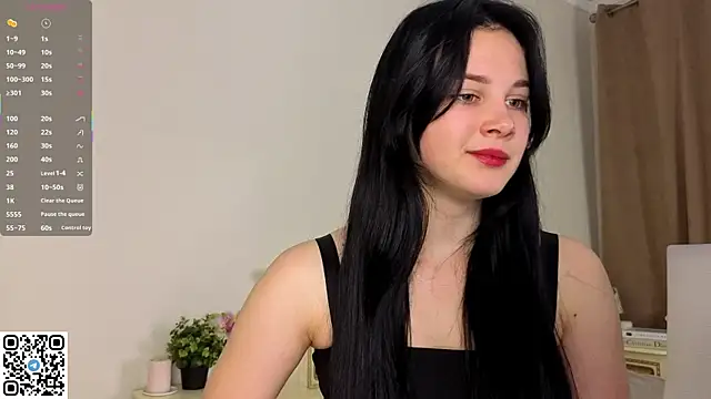 Snapshot of EnricaElis chatting on October 7, 2025, 8:17 pm EnricaElis online show from October 7, 2025, 8:17 pm