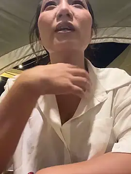 Dujuan-d online show from October 14, 2025, 2:29 pm