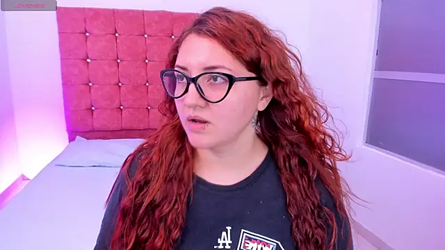 Snapshot of mishell_lovely chatting on February 27, 2026, 12:16 pm mishell lovely online show from February 27, 2026, 12:16 pm