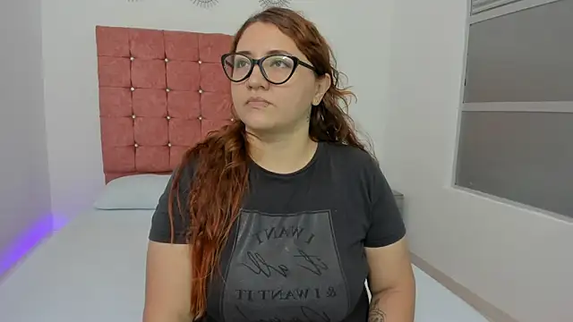 Snapshot of mishell_lovely chatting on March 10, 2026, 2:00 pm mishell lovely online show from March 10, 2026, 2:00 pm