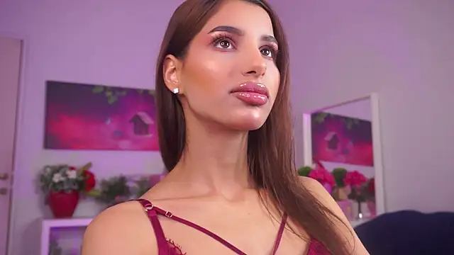 Snapshot of ZariaVera chatting on October 5, 2025, 6:28 pm ZariaVera online show from October 5, 2025, 6:28 pm