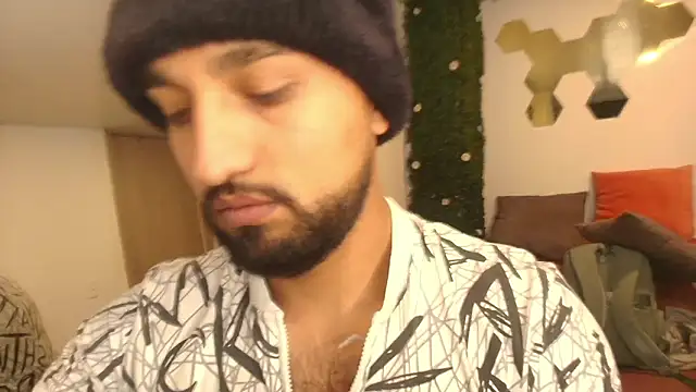 Snapshot of Miguel_SaraPink chatting on March 16, 2026, 9:52 pm Miguel SaraPink online show from March 16, 2026, 9:52 pm