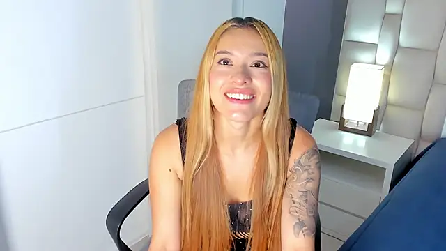 Snapshot of LexxyBunny_ chatting on September 29, 2025, 11:37 am LexxyBunny  online show from September 29, 2025, 11:37 am