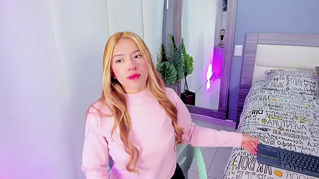 Snapshot of LexxyBunny_ chatting on October 25, 2025, 11:40 am LexxyBunny  online show from October 25, 2025, 11:40 am