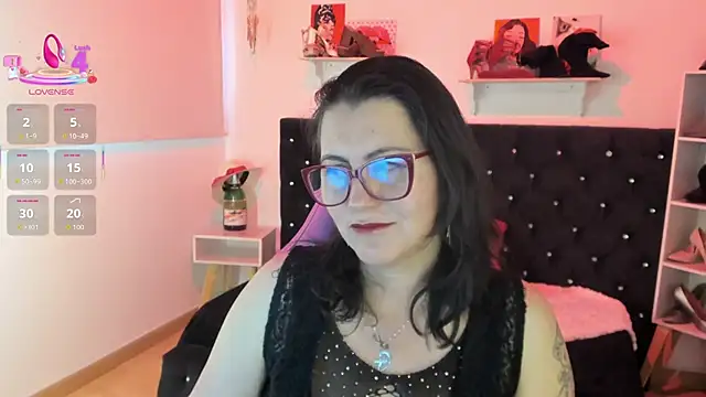 D Martii online show from October 8, 2025, 11:41 am