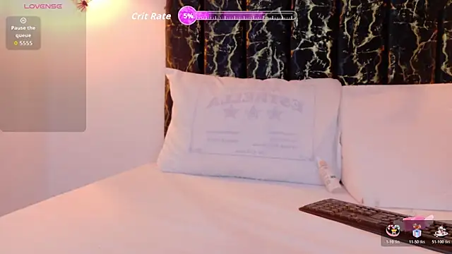 Snapshot of evvaa_moon69 chatting on October 23, 2025, 12:26 pm evvaa moon69 online show from October 23, 2025, 12:26 pm