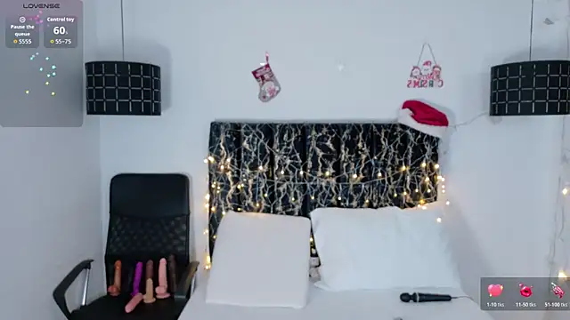 Snapshot of evvaa_moon69 chatting on December 20, 2025, 12:12 pm evvaa moon69 online show from December 20, 2025, 12:12 pm