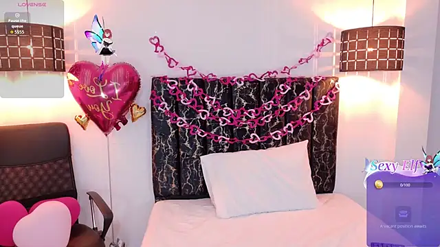 Snapshot of evvaa_moon69 chatting on February 10, 2026, 12:31 pm evvaa moon69 online show from February 10, 2026, 12:31 pm