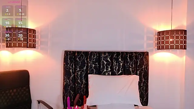 Snapshot of evvaa_moon69 chatting on March 31, 2026, 12:27 pm evvaa moon69 online show from March 31, 2026, 12:27 pm