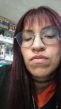 Snapshot of Katyuskka_love chatting on November 13, 2025, 9:25 pm Katyuskka love online show from November 13, 2025, 9:25 pm