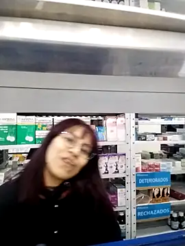 Snapshot of Katyuskka_love chatting on November 15, 2025, 9:54 pm Katyuskka love online show from November 15, 2025, 9:54 pm