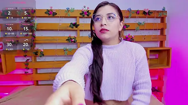 SoftieNymph online show from November 26, 2025, 12:06 pm