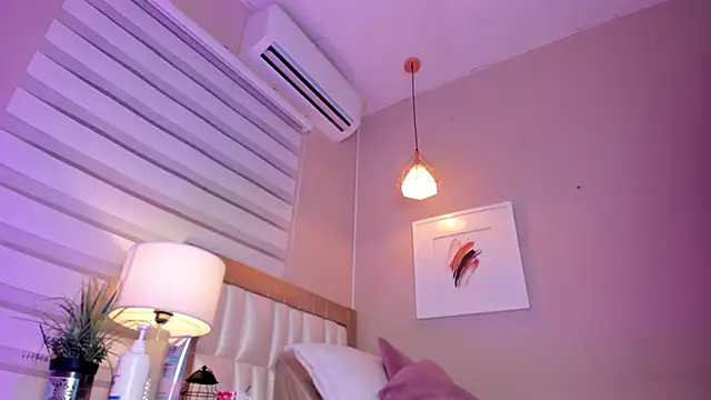  paula x online show from October 7, 2025, 11:40 am