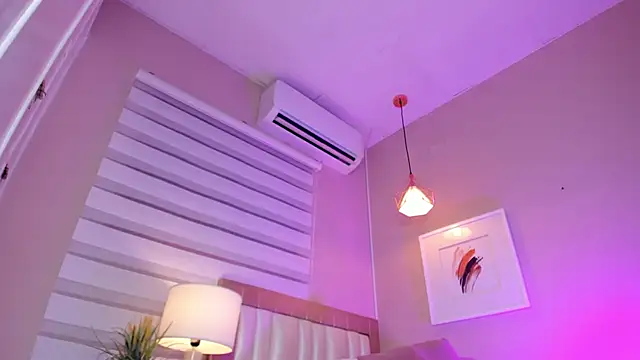  paula x online show from October 20, 2025, 11:43 am