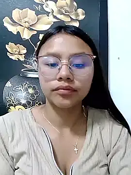 Snapshot of SofieLove_01 chatting on December 23, 2025, 8:45 am SofieLove 01 online show from December 23, 2025, 8:45 am