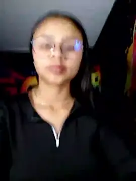 SofieLove 01 online show from May 13, 2026, 6:00 am