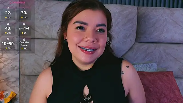 leilapons online show from June 17, 2026, 6:42 pm