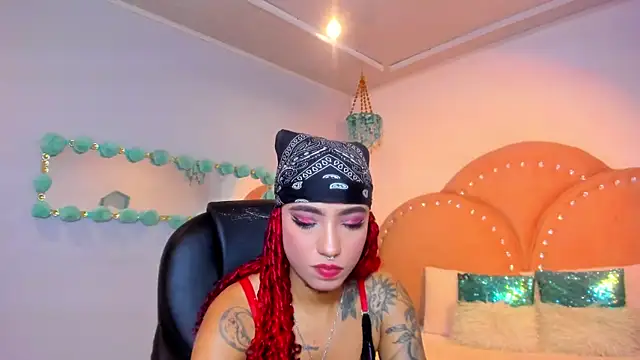 salem rose online show from October 8, 2025, 7:44 pm