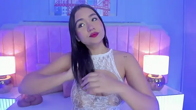 noa moon online show from October 10, 2025, 11:09 am