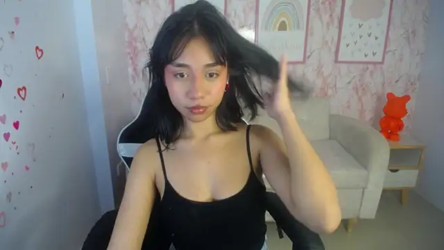 Snapshot of cristal11_ch chatting on September 19, 2025, 10:43 pm cristal11 ch online show from September 19, 2025, 10:43 pm