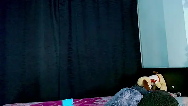 EVAH LEE  online show from November 26, 2025, 3:40 am