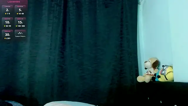 EVAH LEE  online show from June 7, 2026, 3:43 am