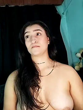 EVAH LEE  online show from July 17, 2026, 3:24 am
