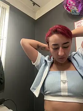 Snapshot of JuliethaDemon_ chatting on October 16, 2025, 1:23 pm JuliethaDemon  online show from October 16, 2025, 1:23 pm