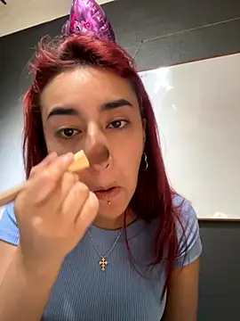 Snapshot of JuliethaDemon_ chatting on October 23, 2025, 1:10 pm JuliethaDemon  online show from October 23, 2025, 1:10 pm