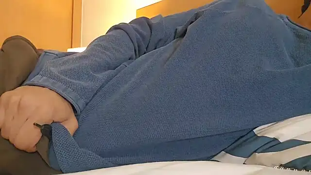 Snapshot of boy69horny chatting on September 27, 2025, 12:10 pm boy69horny online show from September 27, 2025, 12:10 pm