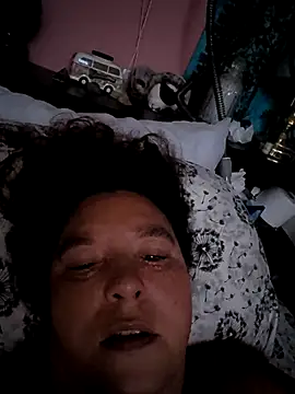 lil-gemini-hippy online show from October 12, 2025, 3:55 pm