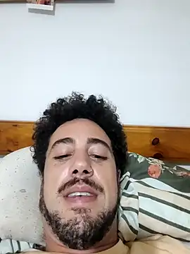 JotadeJoder online show from September 17, 2025, 4:47 am