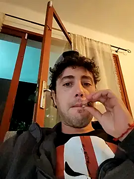 JotadeJoder online show from November 5, 2025, 5:46 pm