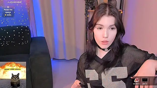 Sophie SkyAngel online show from September 19, 2025, 8:53 pm