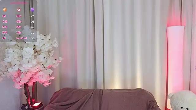 Snapshot of Janet_Jee chatting on October 25, 2025, 11:29 am Janet Jee online show from October 25, 2025, 11:29 am