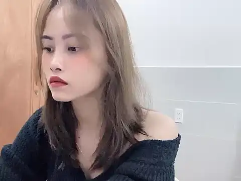 Snapshot of Truclynk1702 chatting on September 13, 2025, 3:45 pm Truclynk1702 online show from September 13, 2025, 3:45 pm