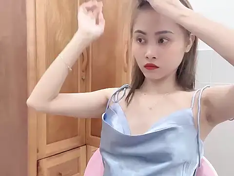 Snapshot of Truclynk1702 chatting on September 20, 2025, 3:13 pm Truclynk1702 online show from September 20, 2025, 3:13 pm