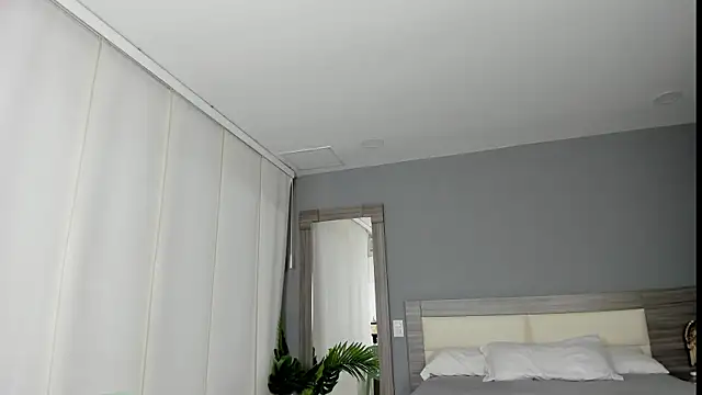 Alaiaguerra online show from October 3, 2025, 7:33 pm