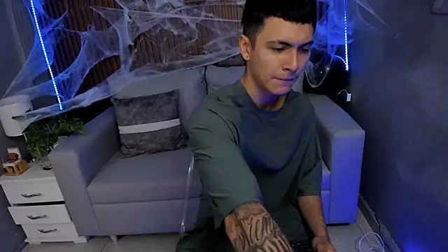 Leo santoro online show from October 9, 2025, 1:09 pm