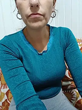 cicinha3657 online show from May 21, 2026, 3:24 am