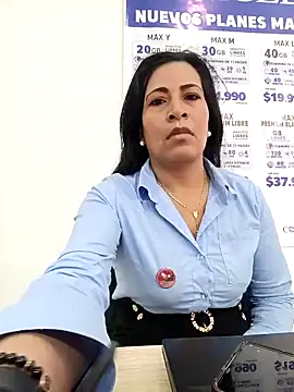 Snapshot of PAULA20- chatting on November 14, 2025, 12:15 pm PAULA20- online show from November 14, 2025, 12:15 pm