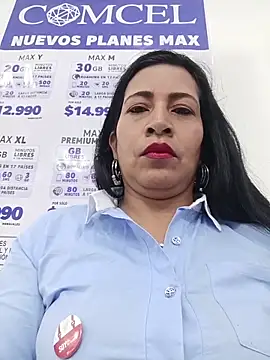 Snapshot of PAULA20- chatting on December 3, 2025, 12:25 pm PAULA20- online show from December 3, 2025, 12:25 pm