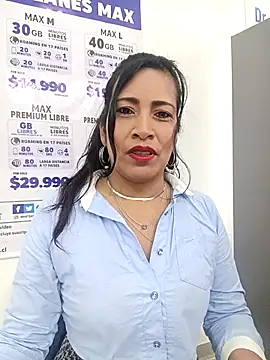 Snapshot of PAULA20- chatting on December 22, 2025, 12:46 pm PAULA20- online show from December 22, 2025, 12:46 pm